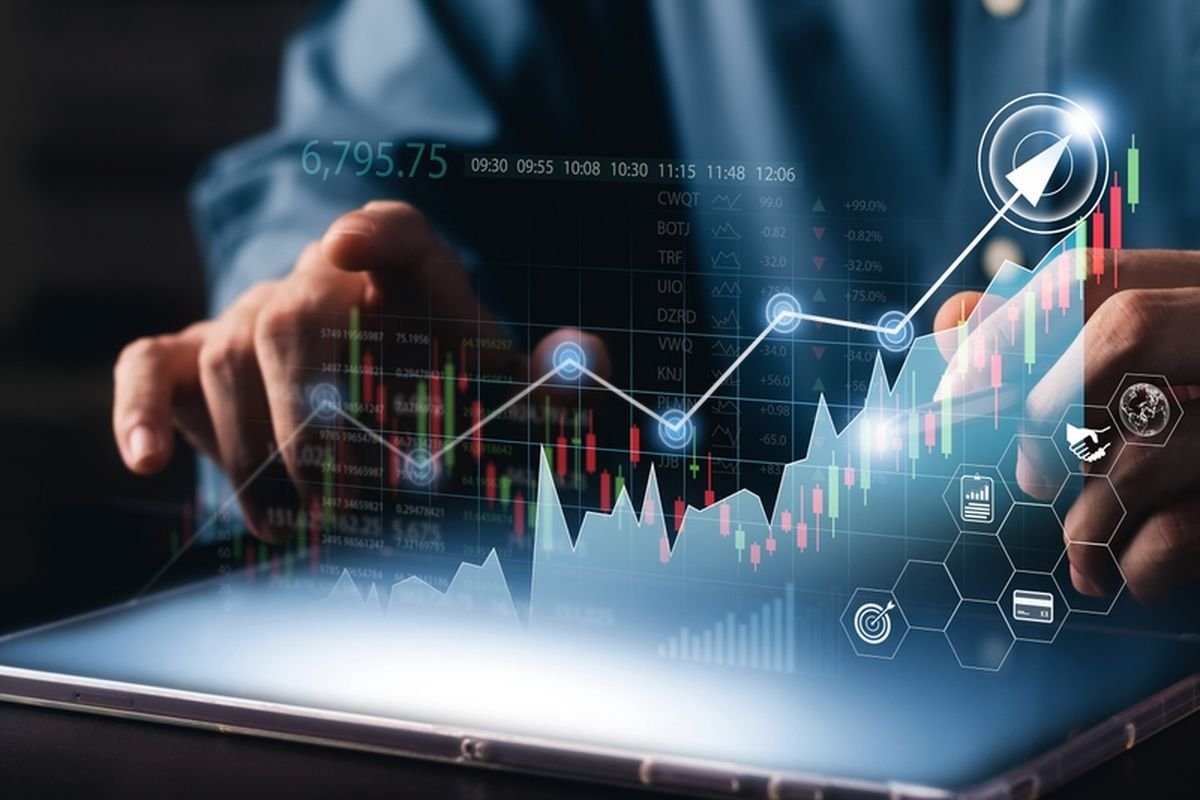 IHSG Menguat Tipis, Sentuh 8.346 Menjelang Akhir Pekan