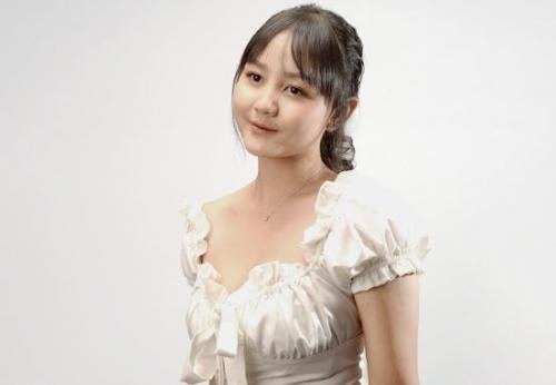 Audira Putri Ungkap Kejujuran Diri Lewat Single “Balada Rasa”