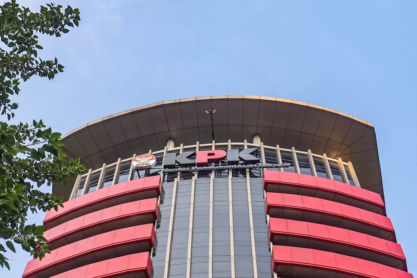 Kejaksaan Agung Ganti Kajari Kabupaten Bekasi dan HSU Usai OTT KPK