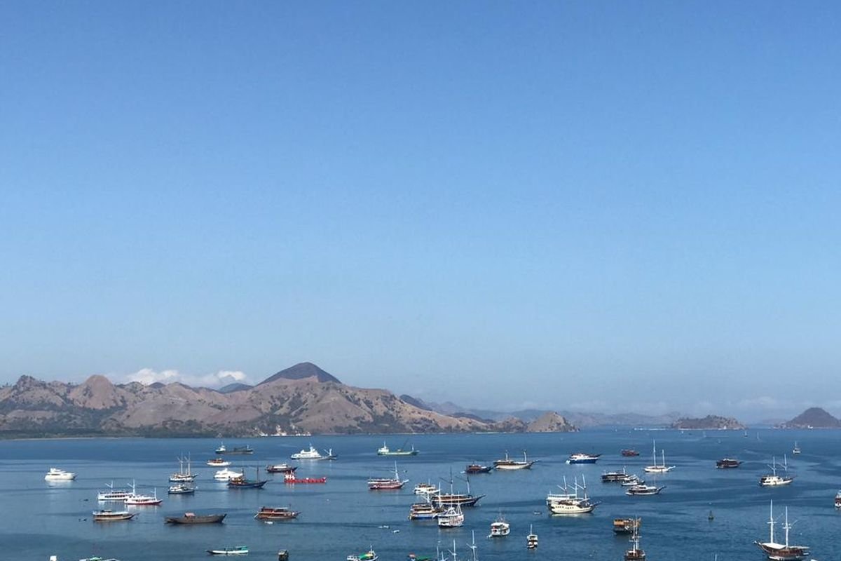 Aktivitas Kapal Wisata di Labuan Bajo Dihentikan, Cuaca Buruk Jadi Penyebab