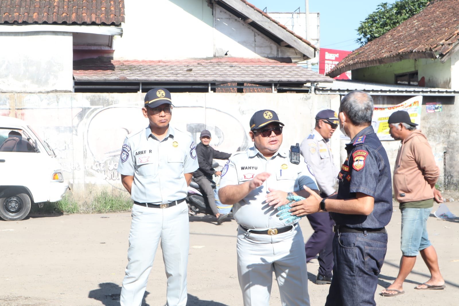 PT Jasa Raharja Bersama Dinas Perhubungan Kabupaten Tasikmalaya Laksanakan Ramp Check di Terminal Tipe B Singaparna