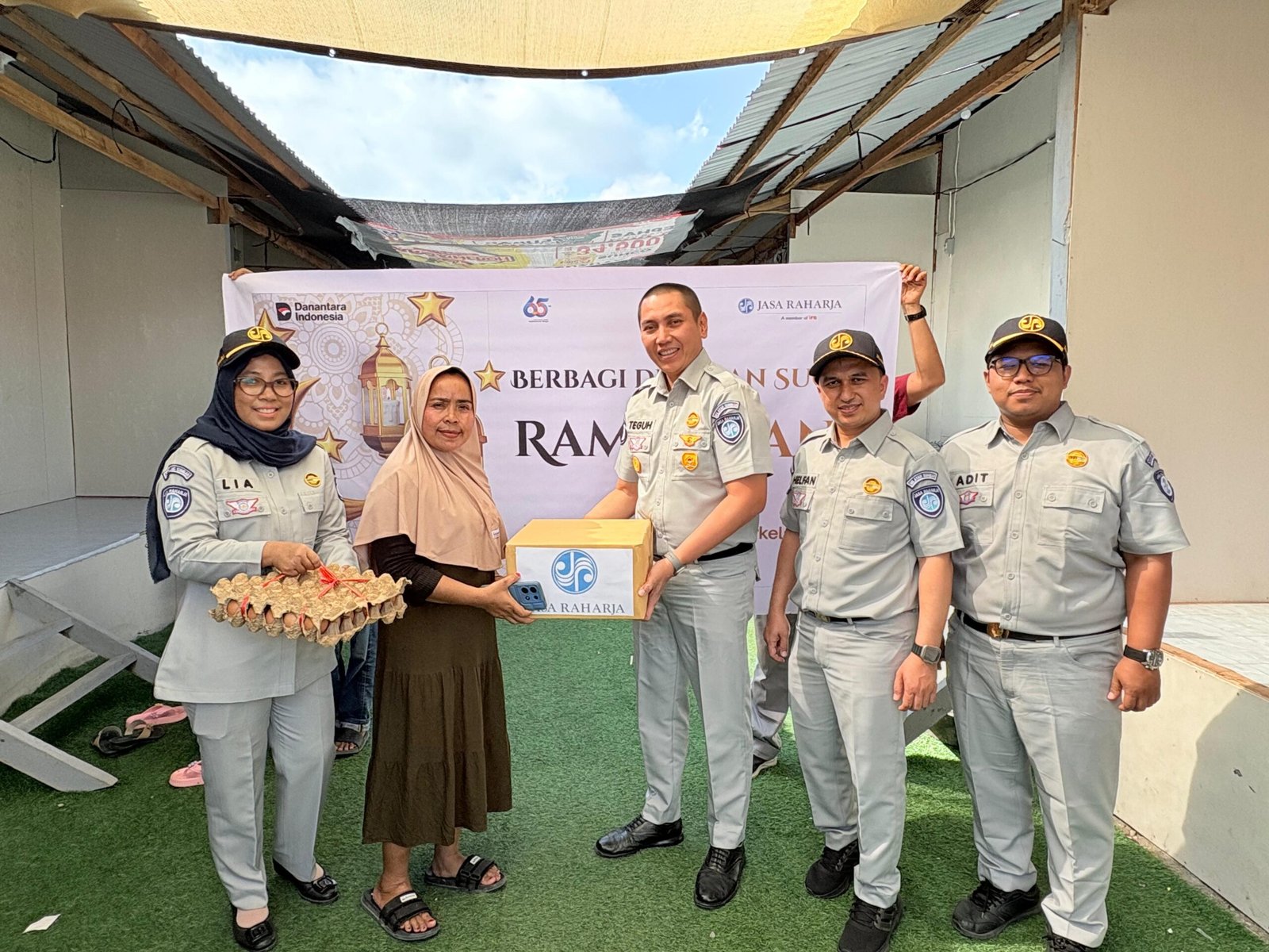 Jasa Raharja Sumatra Barat Salurkan Bantuan Sembako dan Gelar Buka Puasa Bersama WargaHuntara Terdampak Banjir