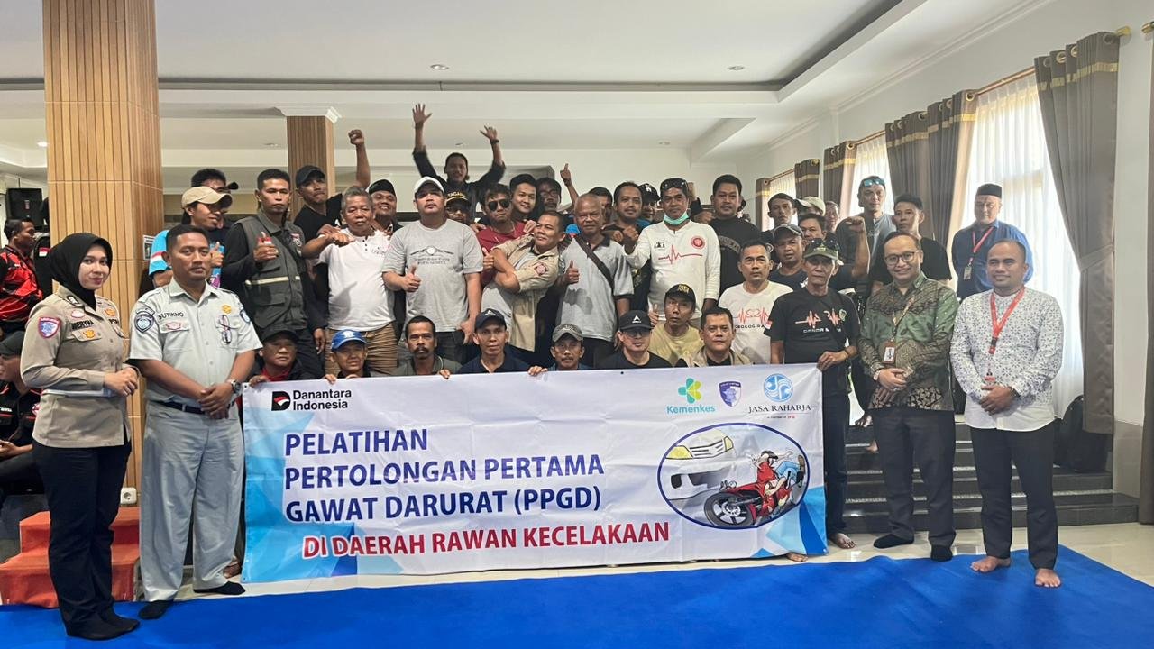 Tingkatkan Kompetensi Penanganan Gawat Darurat, Jasa Raharja, Polres Purwakarta, dan RS Holistic Gelar Pelatihan PPGD & Safety Riding