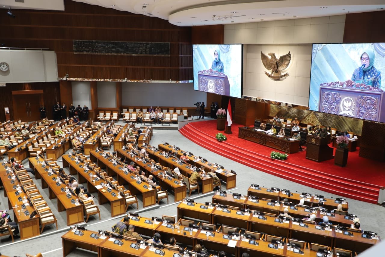 Rapat Paripurna DPR Tetapkan Lima Anggota Dewan Komisioner OJK 2026–2031
