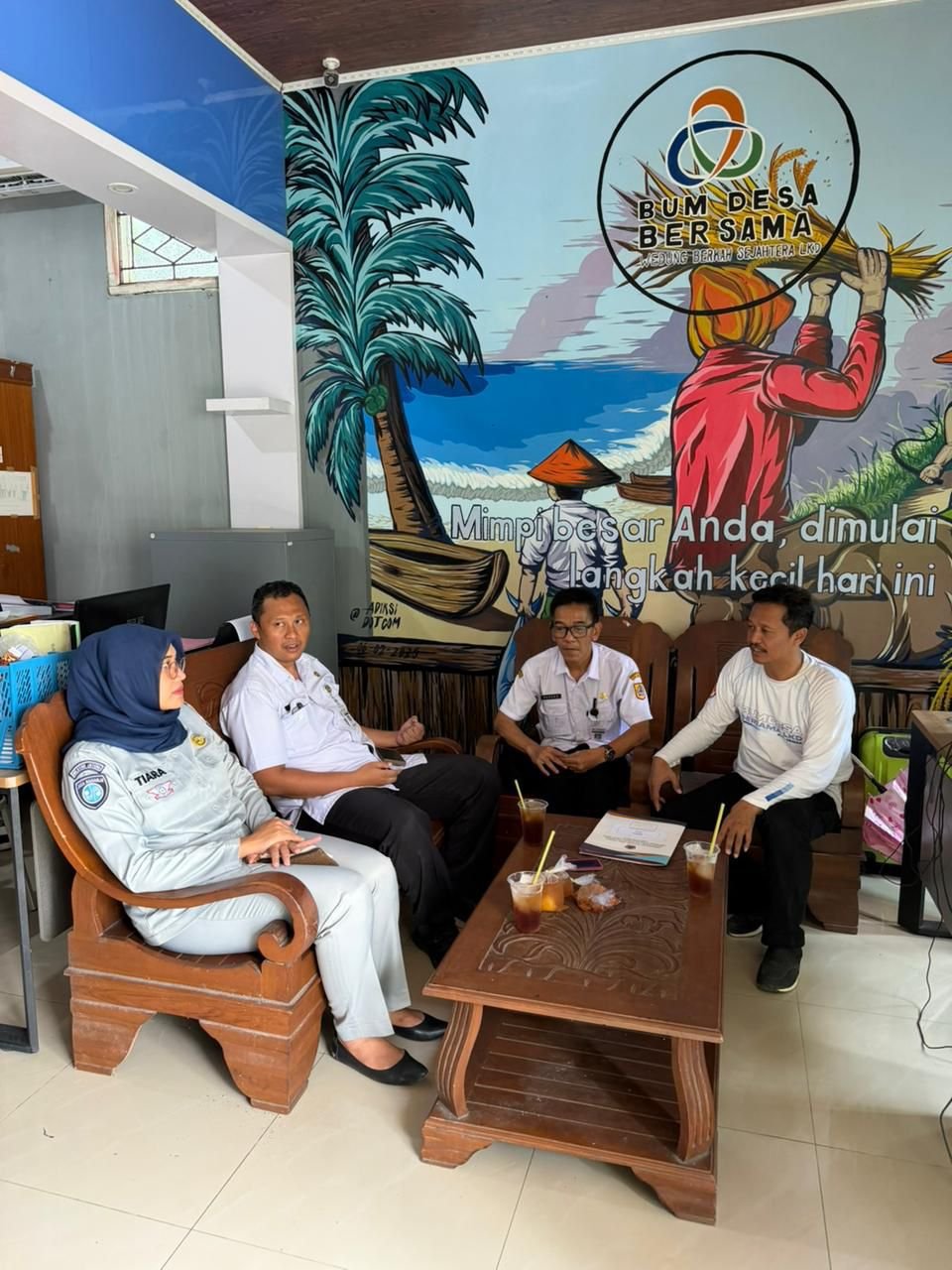 Tim Pembina Samsat Demak Melaksanakan Monitoring Program Samsat Budiman di Kabupaten Demak