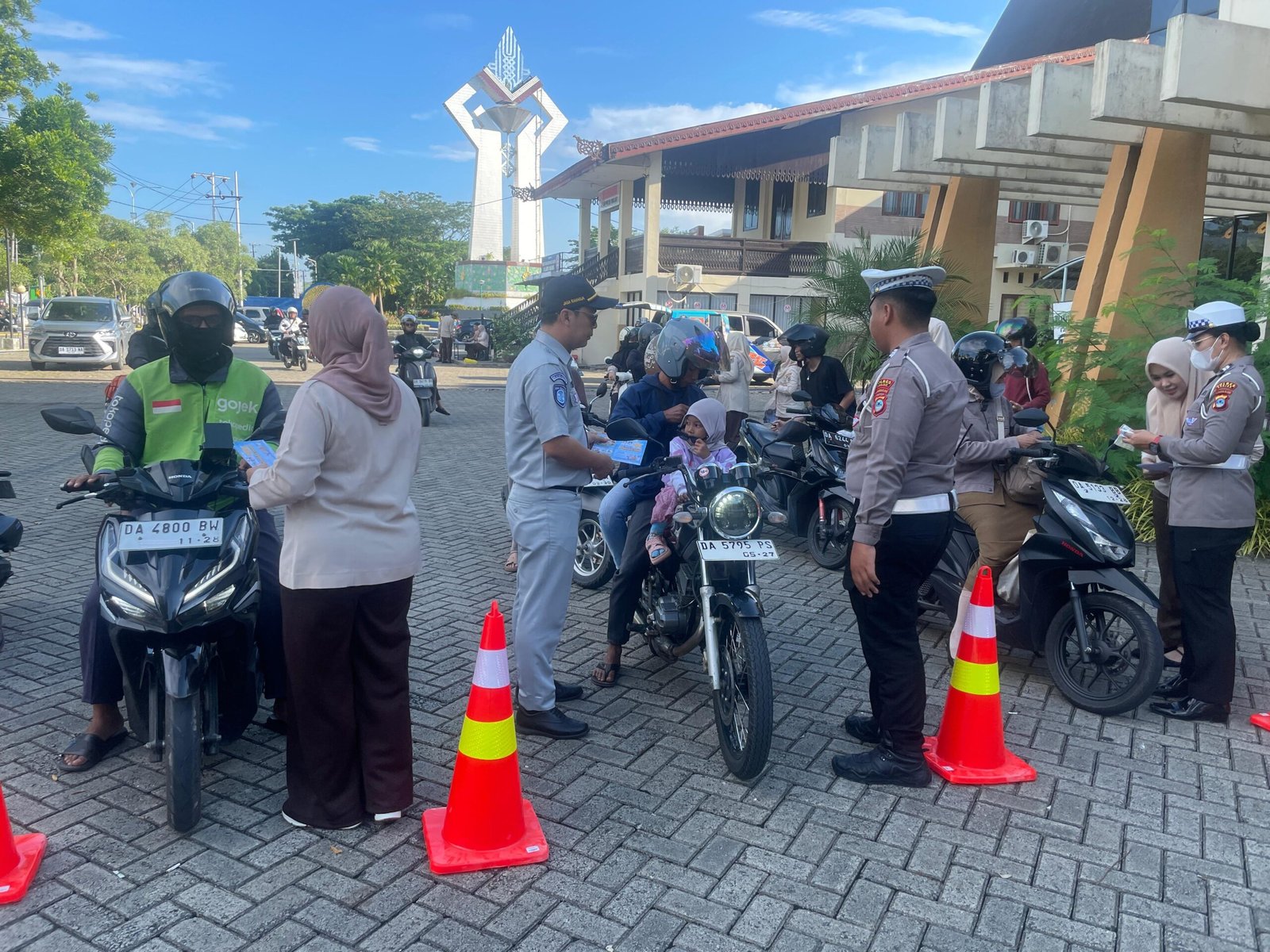 Tim Pembina Samsat Martapura Samsat Martapura Perkuat Edukasi Tertib Pajak Kendaraan di Kabupaten Banjar