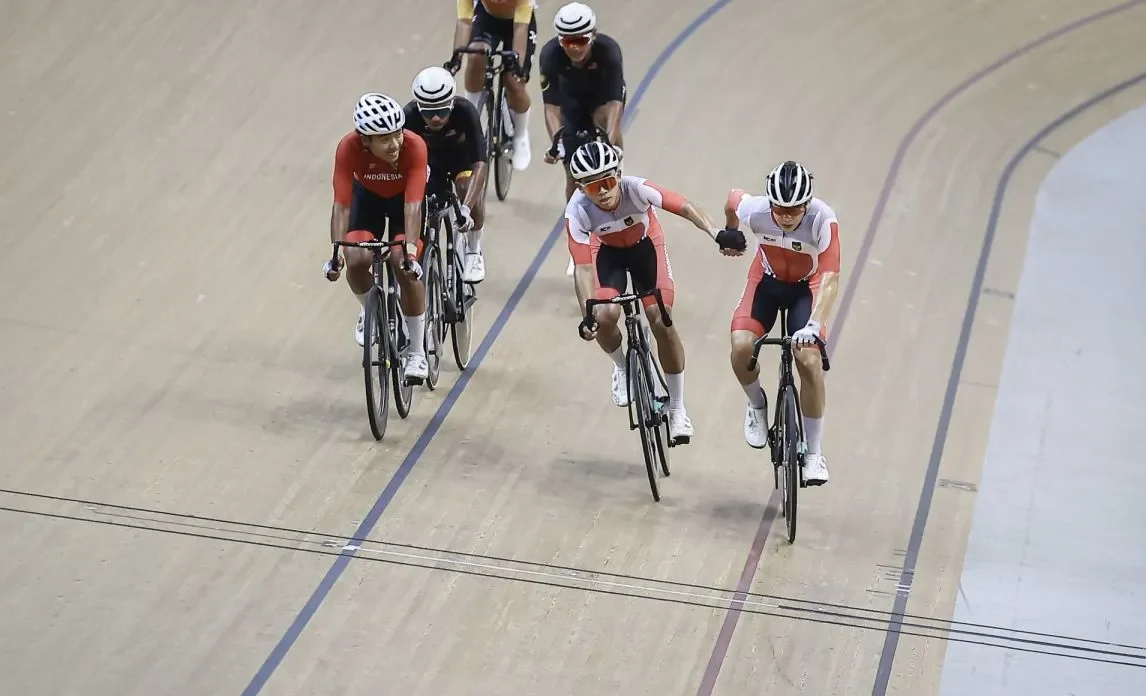 Indonesia Track Cup: Bernard dan Terry Yudha Kembali Raih Medali