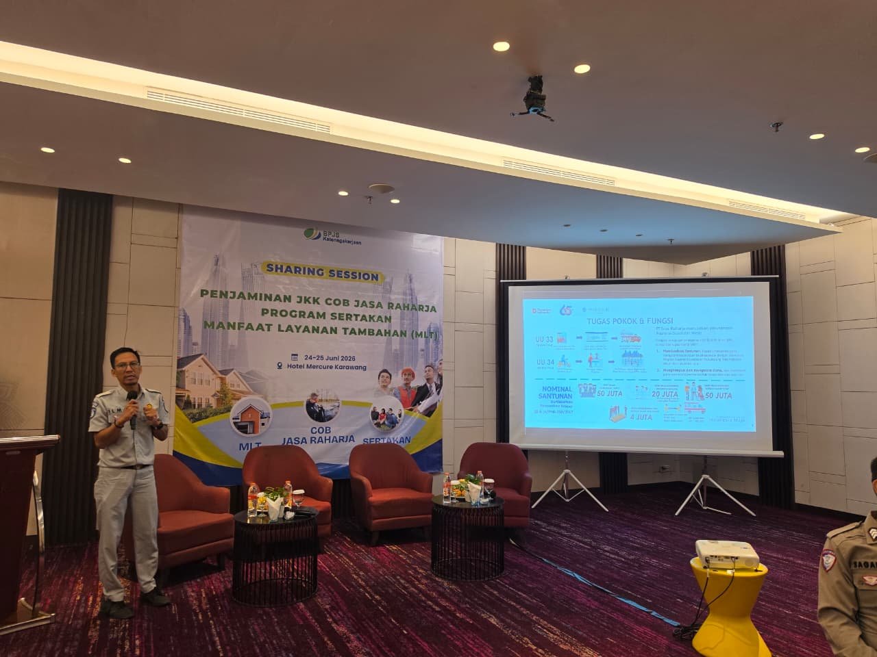 Sharing Session Teknis Penjaminan Kecelakaan Lalu Lintas dan Fitur Baru JRku Lapor Laka antara Jasa Raharja dan BPJS Ketenagakerjaan bagi Rumah Sakit dan Perusahaan di Karawang Caption