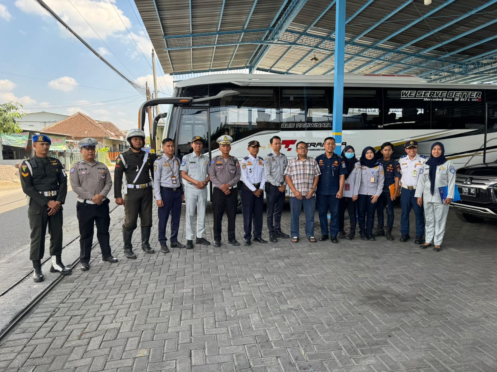 Ramp Check Bus Wisata di Sleman, Jasa Raharja dan Tim Gabungan Pastikan Armada Laik Jalan dan Tertib Administrasi