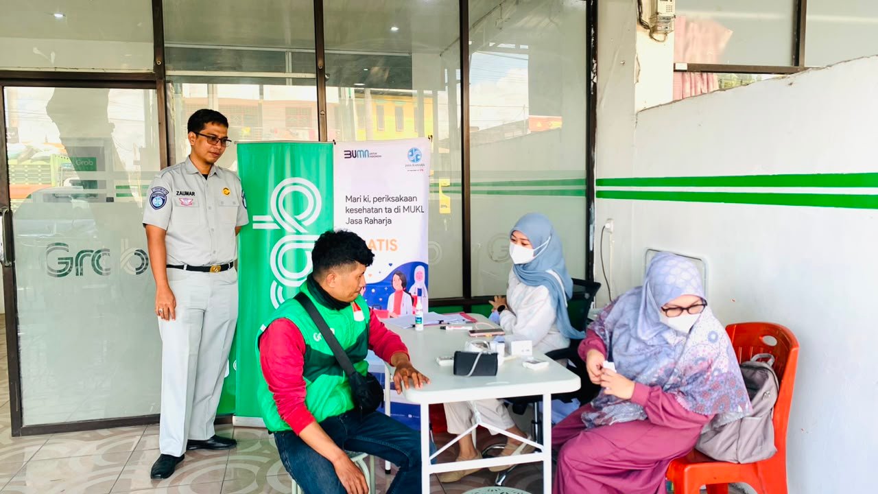 PT Jasa Raharja (Persero) Cabang Parepare Perkuat Keselamatan Berkendara Bersama Komunitas Driver Grab Kabupaten  Sidrap